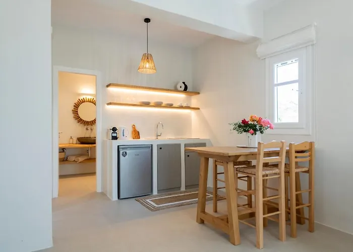 Sunrise Luxury & * Αντίπαρος