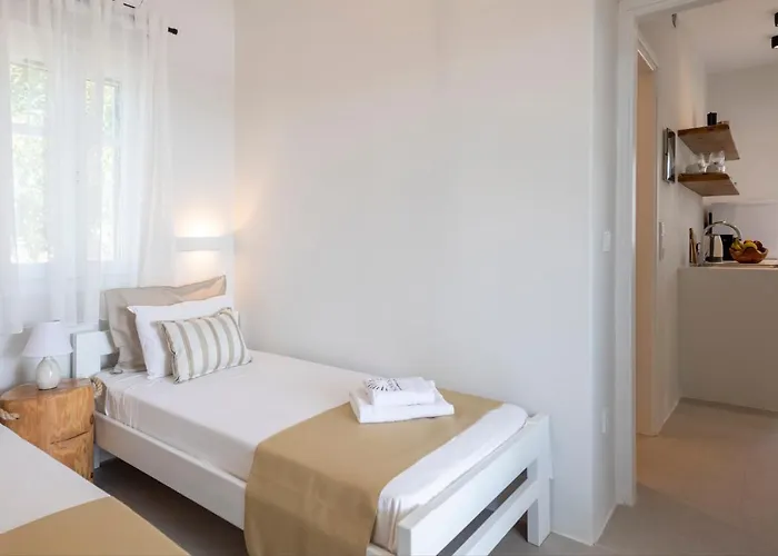 Sunrise Luxury & Διαμέρισμα Αντίπαρος